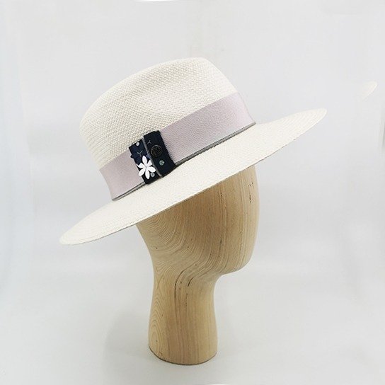 chapeau témoin panama