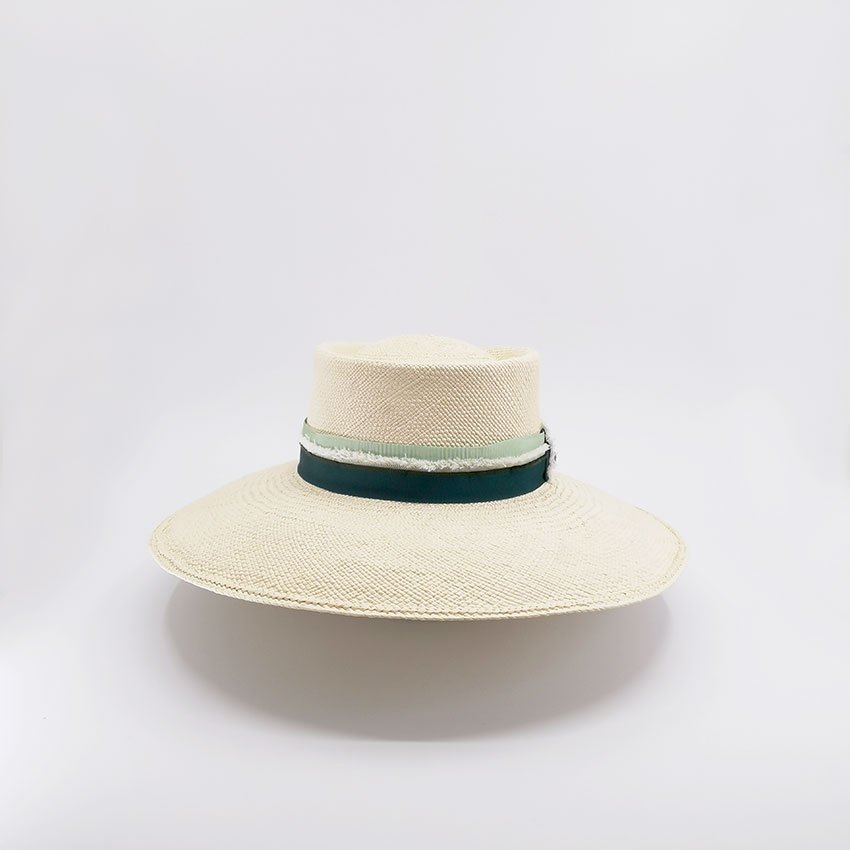 Chapeau à bord large – ITA