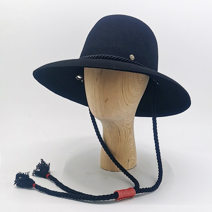 Capeline noire en feutre de lapin – LUD